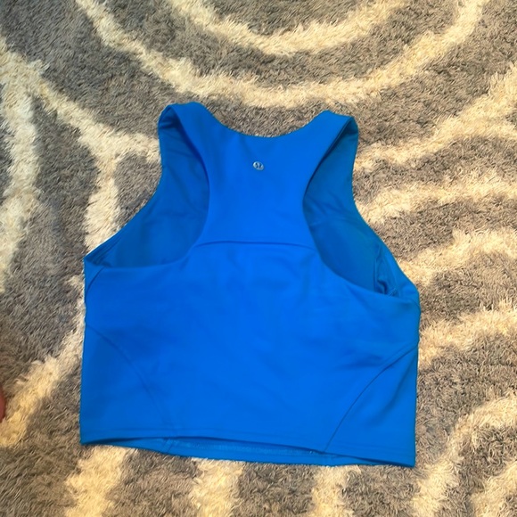 Lululemon poolside wunder cropped halter Tanktop 6 - Picture 2 of 3